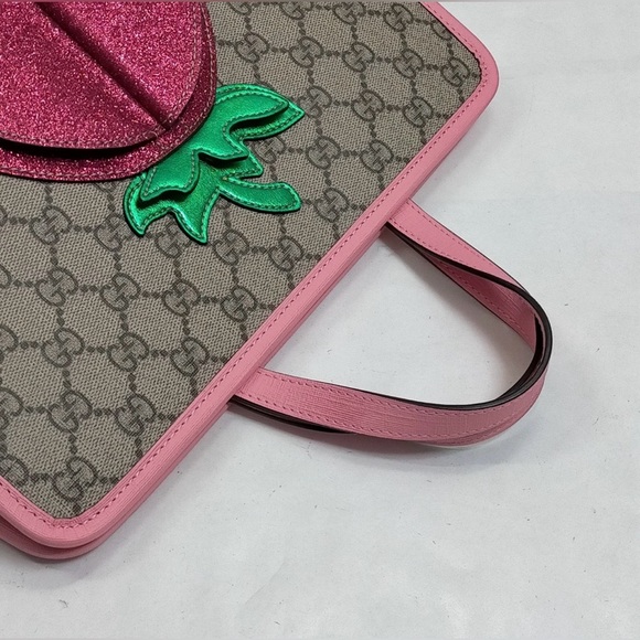 Gucci GG Supreme 3D Strawberry tote bag - Picture 5 of 10